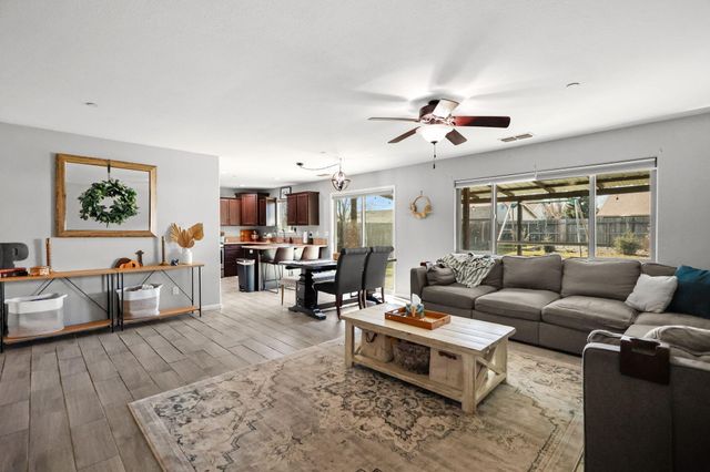 3625 Knight Lane, Anderson, CA 96007