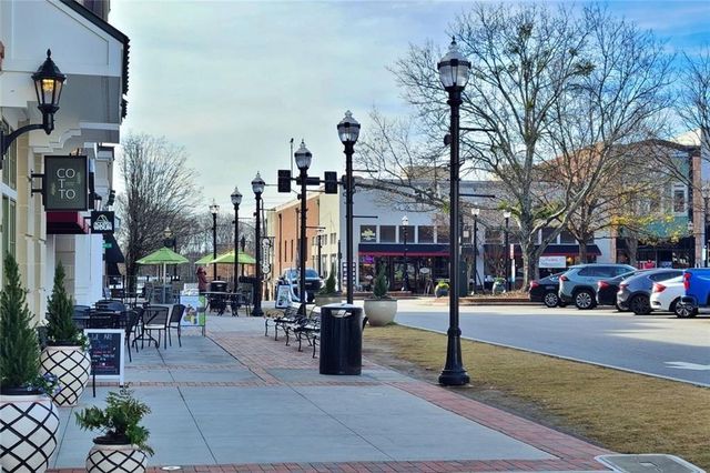 1553 Assembly Circle, Gainesville, GA 30501