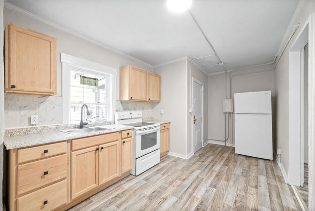 416 S 2nd St Apt 3, Clarksville, TN 37040