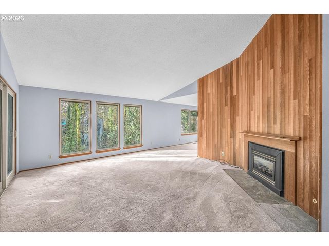 6630 Sw VENTURA Dr, Portland, OR 97223