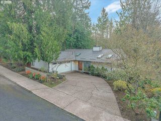 6630 Sw VENTURA Dr, Portland, OR 97223