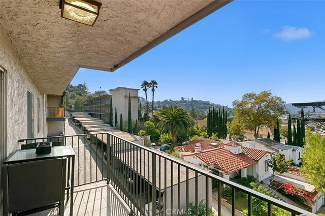 1517 E Garfield Avenue 53, Glendale, CA 91205