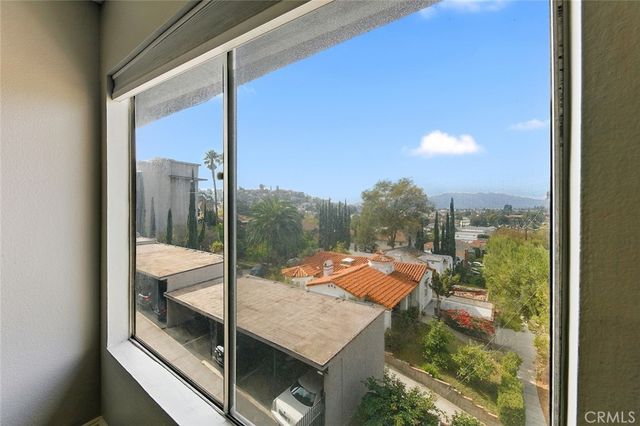 1517 E Garfield Avenue 53, Glendale, CA 91205