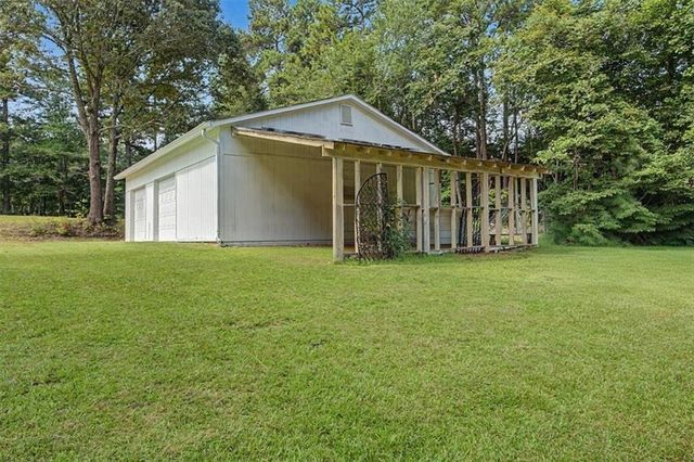 8736 Camp Road, Winston, GA 30187