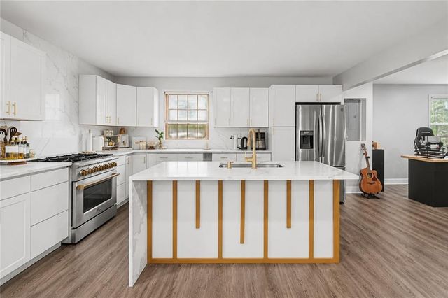 8736 Camp Road, Winston, GA 30187