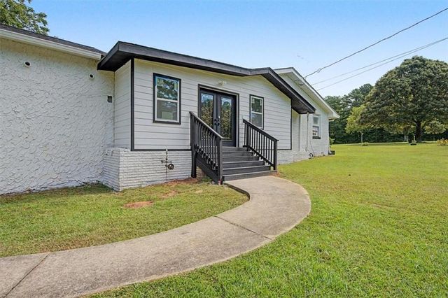 8736 Camp Road, Winston, GA 30187