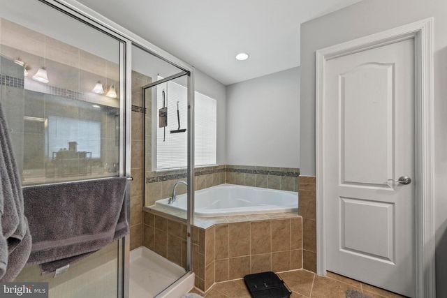 23215 TRADEWIND DR, Brambleton, VA 20148