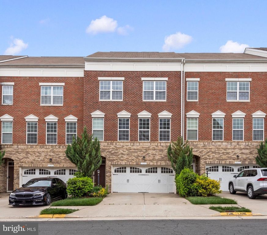 23215 TRADEWIND DR, Brambleton, VA 20148