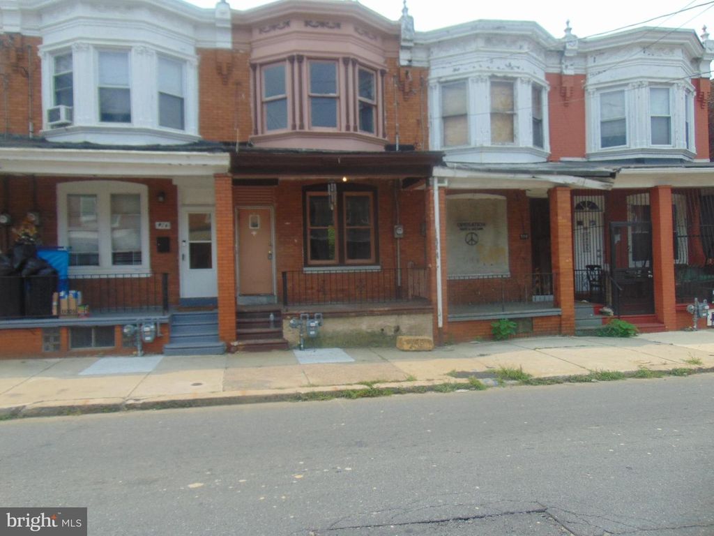 912 ATLANTIC AVE, Camden, NJ 08104