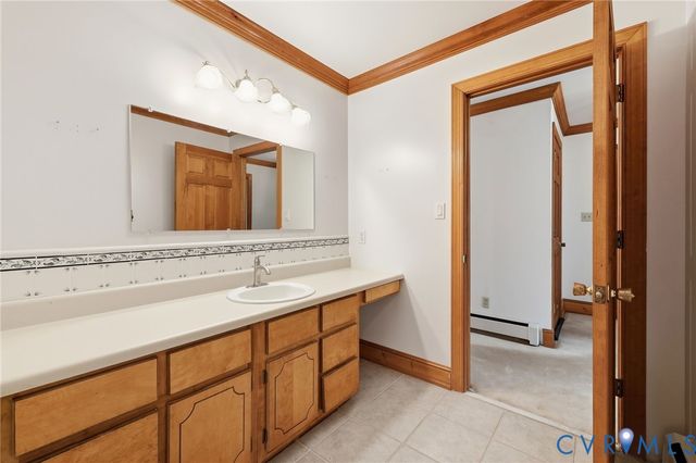 10515 Gladfelter Rd, Glen Allen, VA 23059