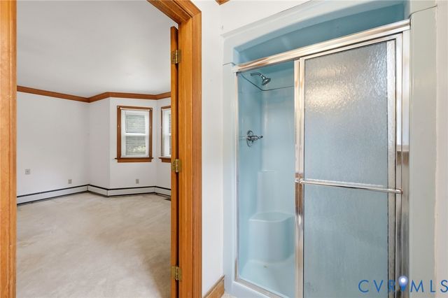 10515 Gladfelter Rd, Glen Allen, VA 23059