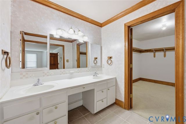 10515 Gladfelter Rd, Glen Allen, VA 23059