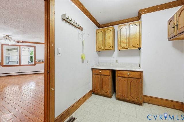 10515 Gladfelter Rd, Glen Allen, VA 23059