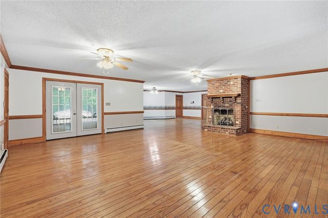 10515 Gladfelter Rd, Glen Allen, VA 23059