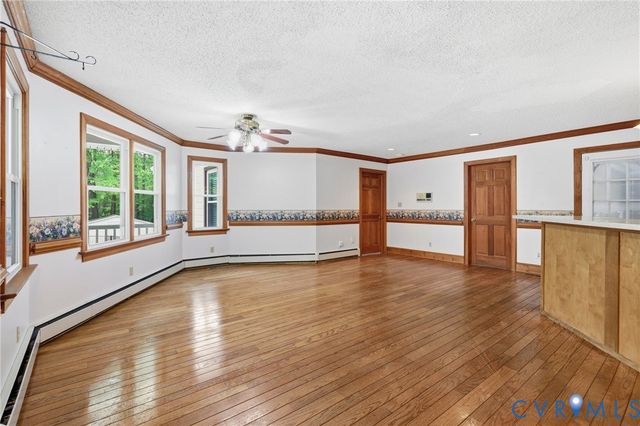 10515 Gladfelter Rd, Glen Allen, VA 23059