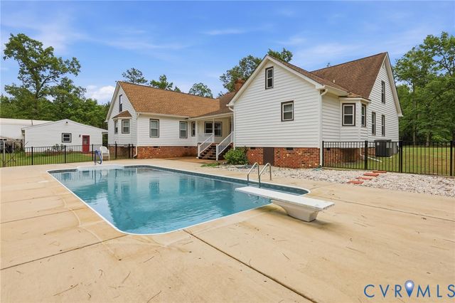 10515 Gladfelter Rd, Glen Allen, VA 23059
