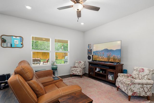 204 Yucca, Seguin, TX 78155