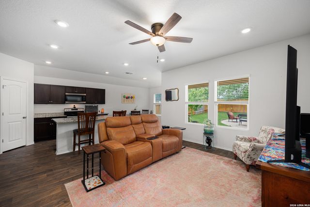 204 Yucca, Seguin, TX 78155