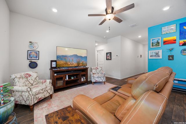 204 Yucca, Seguin, TX 78155