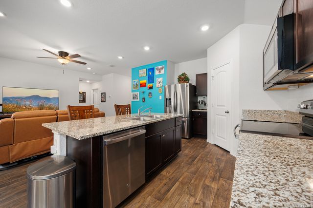 204 Yucca, Seguin, TX 78155