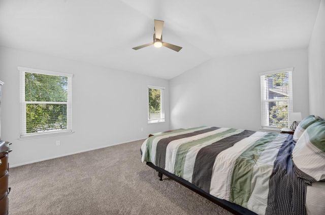 9286 Laguna Green Ct, Elk Grove, CA 95758