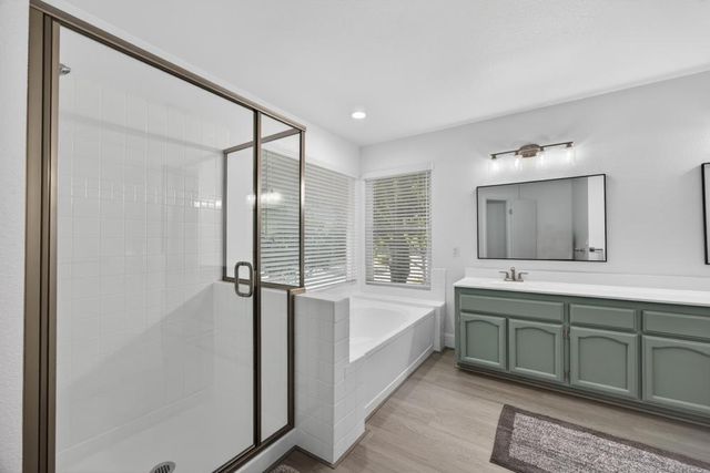9286 Laguna Green Ct, Elk Grove, CA 95758