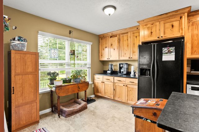 2490 Meadowpoint Drive 2490 Meadowpoint Drive, Troy, OH 45373