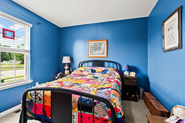 2490 Meadowpoint Drive 2490 Meadowpoint Drive, Troy, OH 45373