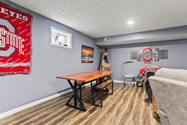2490 Meadowpoint Drive 2490 Meadowpoint Drive, Troy, OH 45373