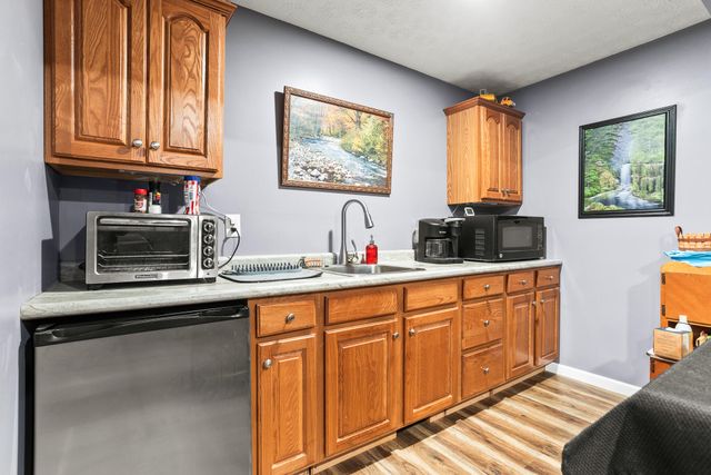2490 Meadowpoint Drive 2490 Meadowpoint Drive, Troy, OH 45373