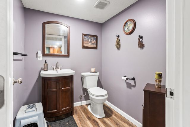 2490 Meadowpoint Drive 2490 Meadowpoint Drive, Troy, OH 45373