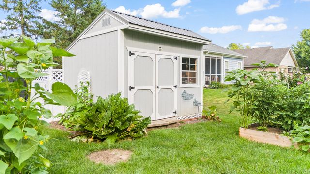2490 Meadowpoint Drive 2490 Meadowpoint Drive, Troy, OH 45373