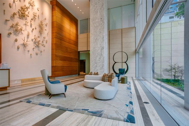 1918 N Olive Street 302, Dallas, TX 75201