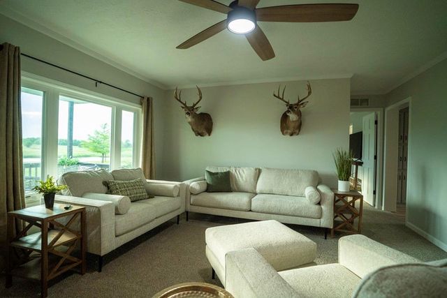 33117 SE 800 Road, Kincaid, KS 66039