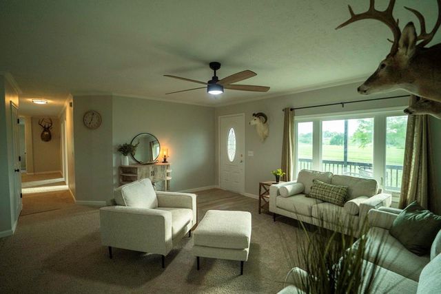 33117 SE 800 Road, Kincaid, KS 66039