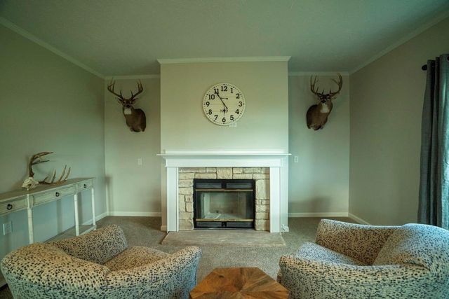 33117 SE 800 Road, Kincaid, KS 66039