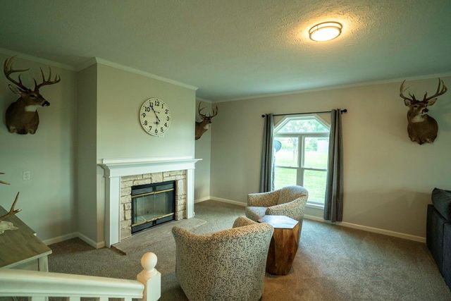 33117 SE 800 Road, Kincaid, KS 66039