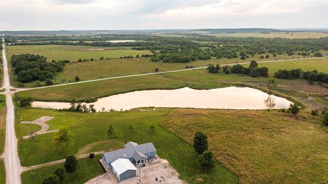 33117 SE 800 Road, Kincaid, KS 66039