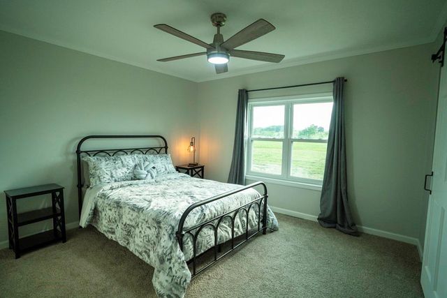 33117 SE 800 Road, Kincaid, KS 66039