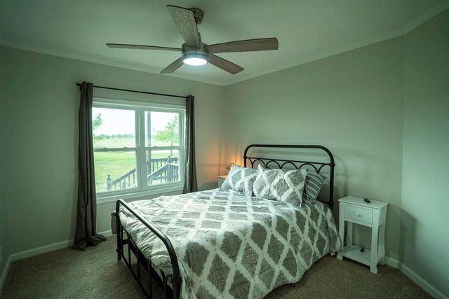 33117 SE 800 Road, Kincaid, KS 66039