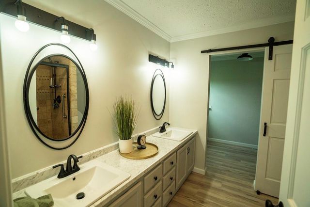 33117 SE 800 Road, Kincaid, KS 66039