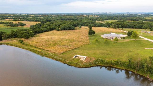 33117 SE 800 Road, Kincaid, KS 66039