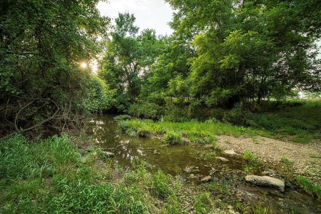 33117 SE 800 Road, Kincaid, KS 66039