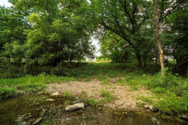 33117 SE 800 Road, Kincaid, KS 66039