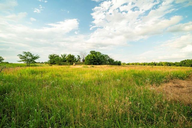 33117 SE 800 Road, Kincaid, KS 66039