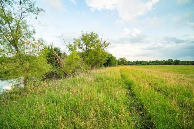 33117 SE 800 Road, Kincaid, KS 66039