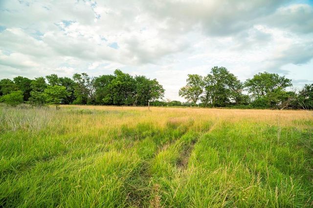 33117 SE 800 Road, Kincaid, KS 66039