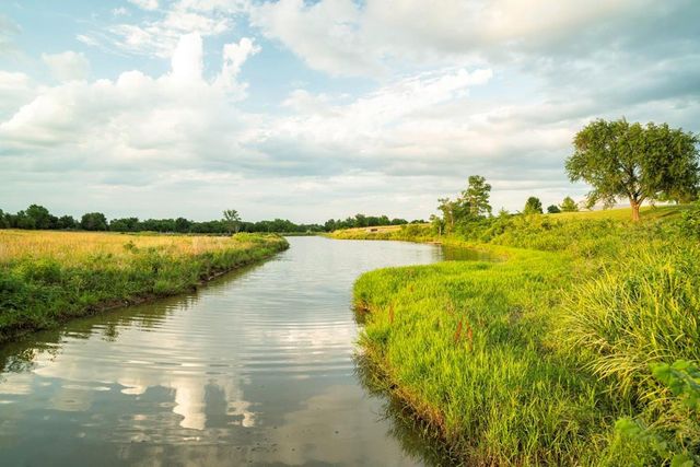 33117 SE 800 Road, Kincaid, KS 66039