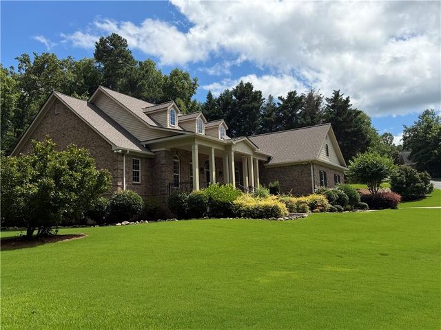 3 Mountain Crest Drive SW, Rome, GA 30165