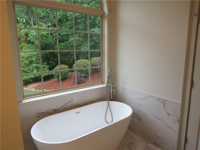 3 Mountain Crest Drive SW, Rome, GA 30165